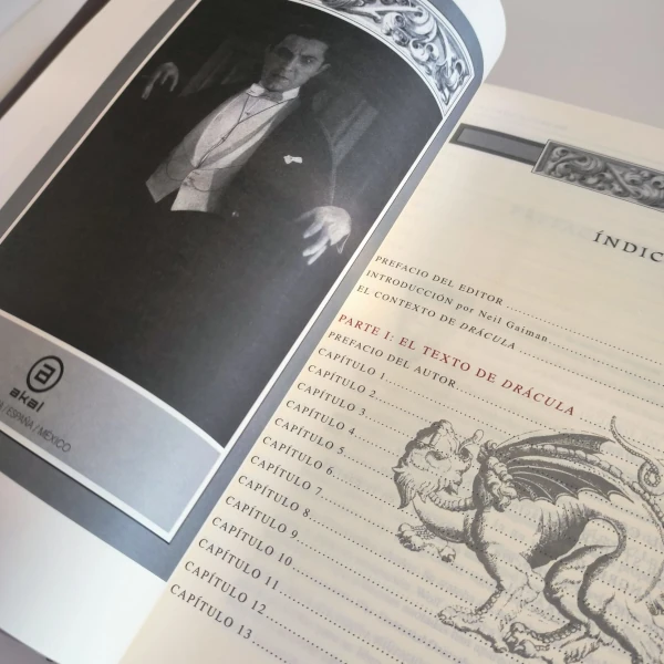 Dracula - Edición anotada Drácula Anotado